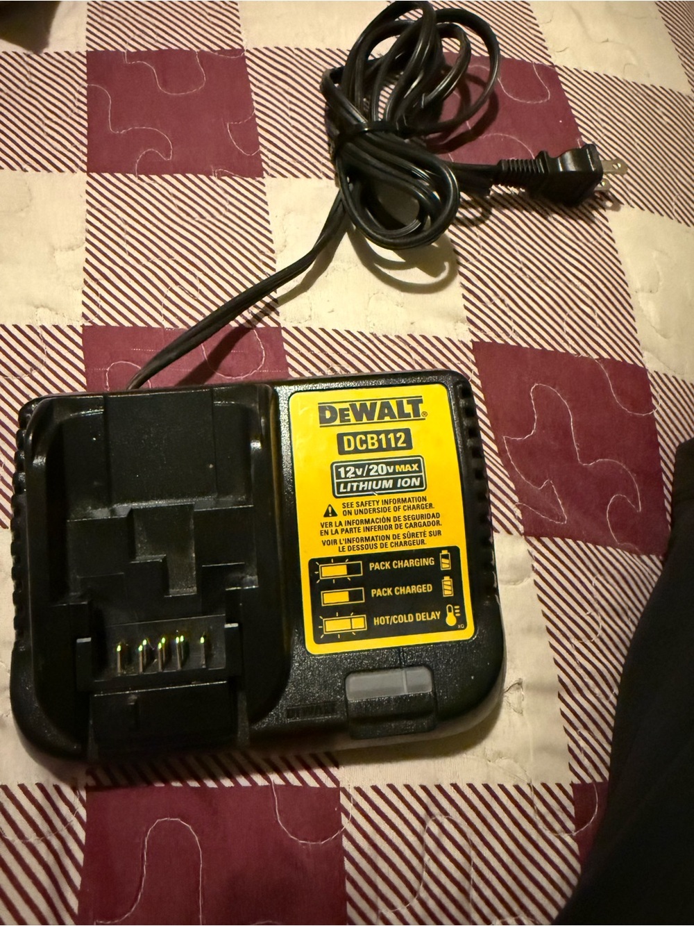 DEWALT DCB112 12V/20V Lithium Battery Charger - Black & Yellow
